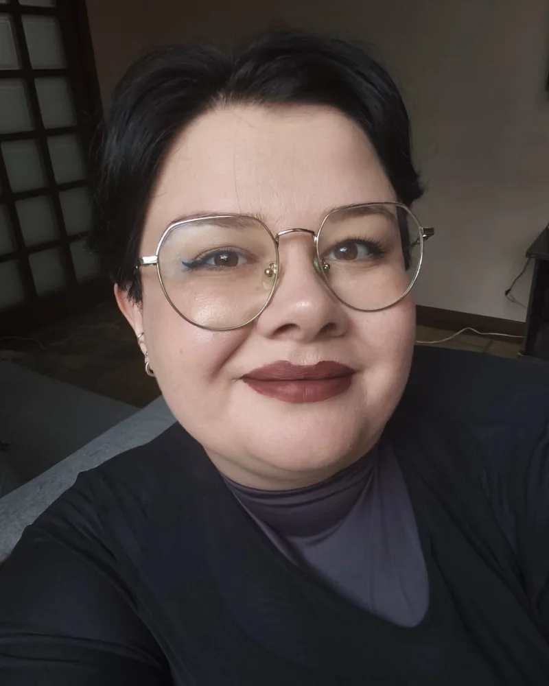 Retrato da psicóloga Bianca Auer